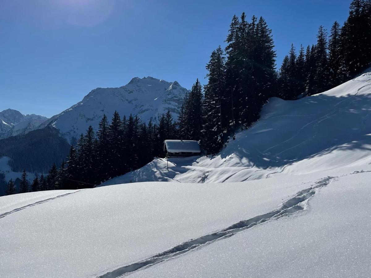 Apartment Between Mayrhofen And Finkenberg Bagian luar foto