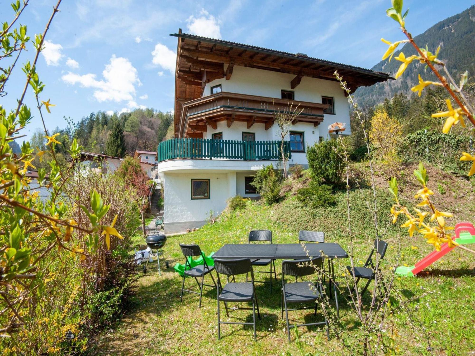 Apartment Between Mayrhofen And Finkenberg Bagian luar foto